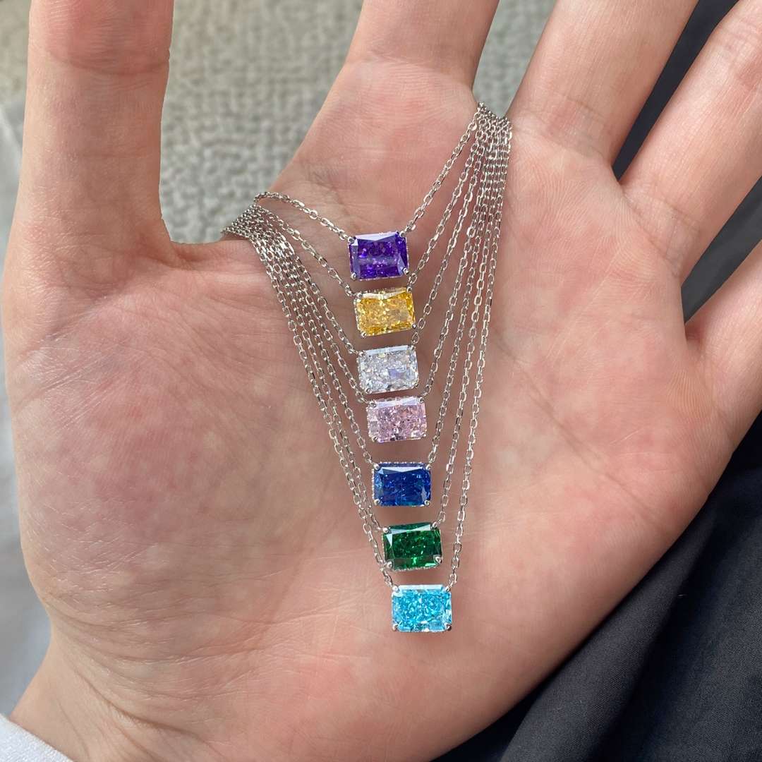 [HOT] Collier coloré de forme carrée luxueuse