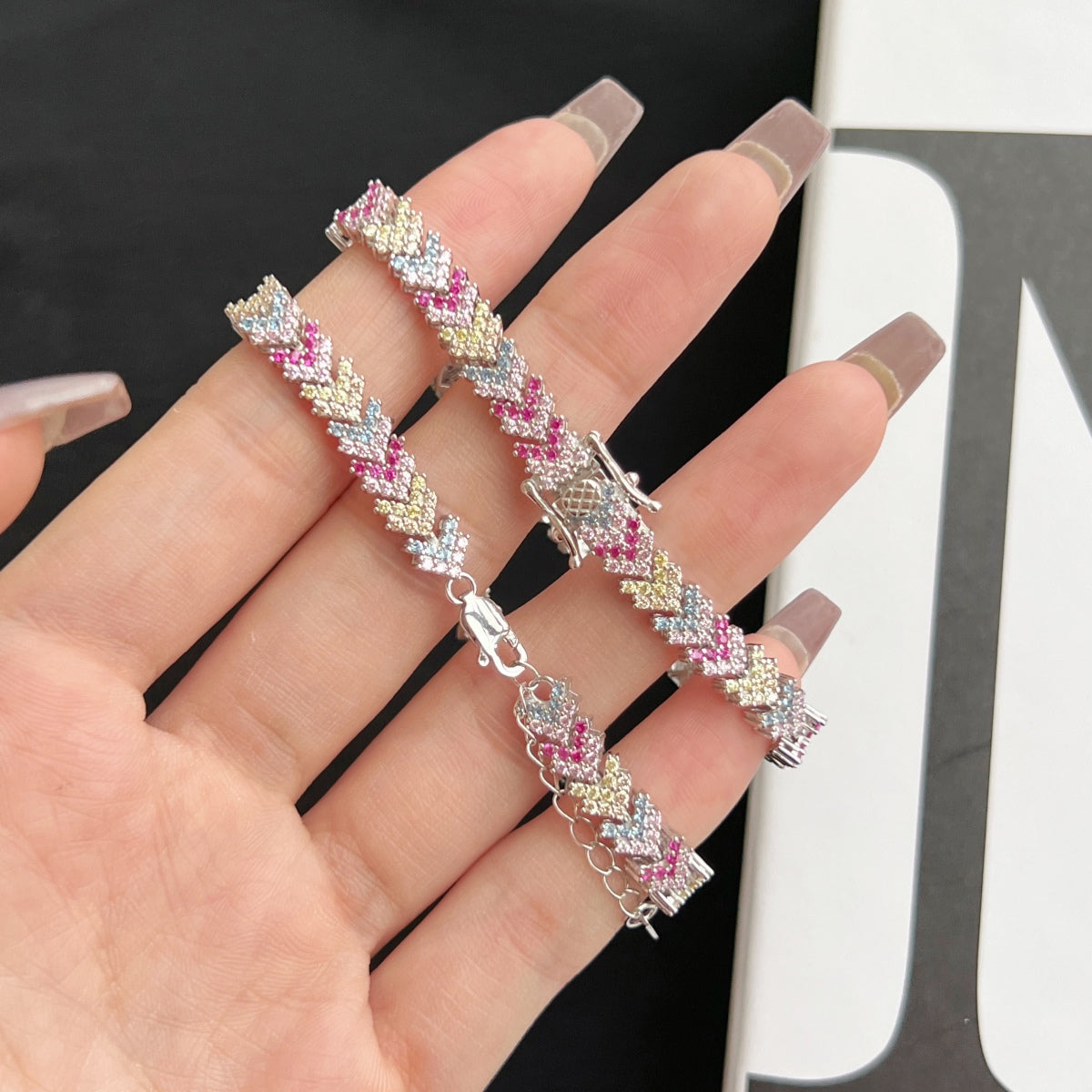 [HOT]Ornate Sparkling Round Cut Party Bracelet
