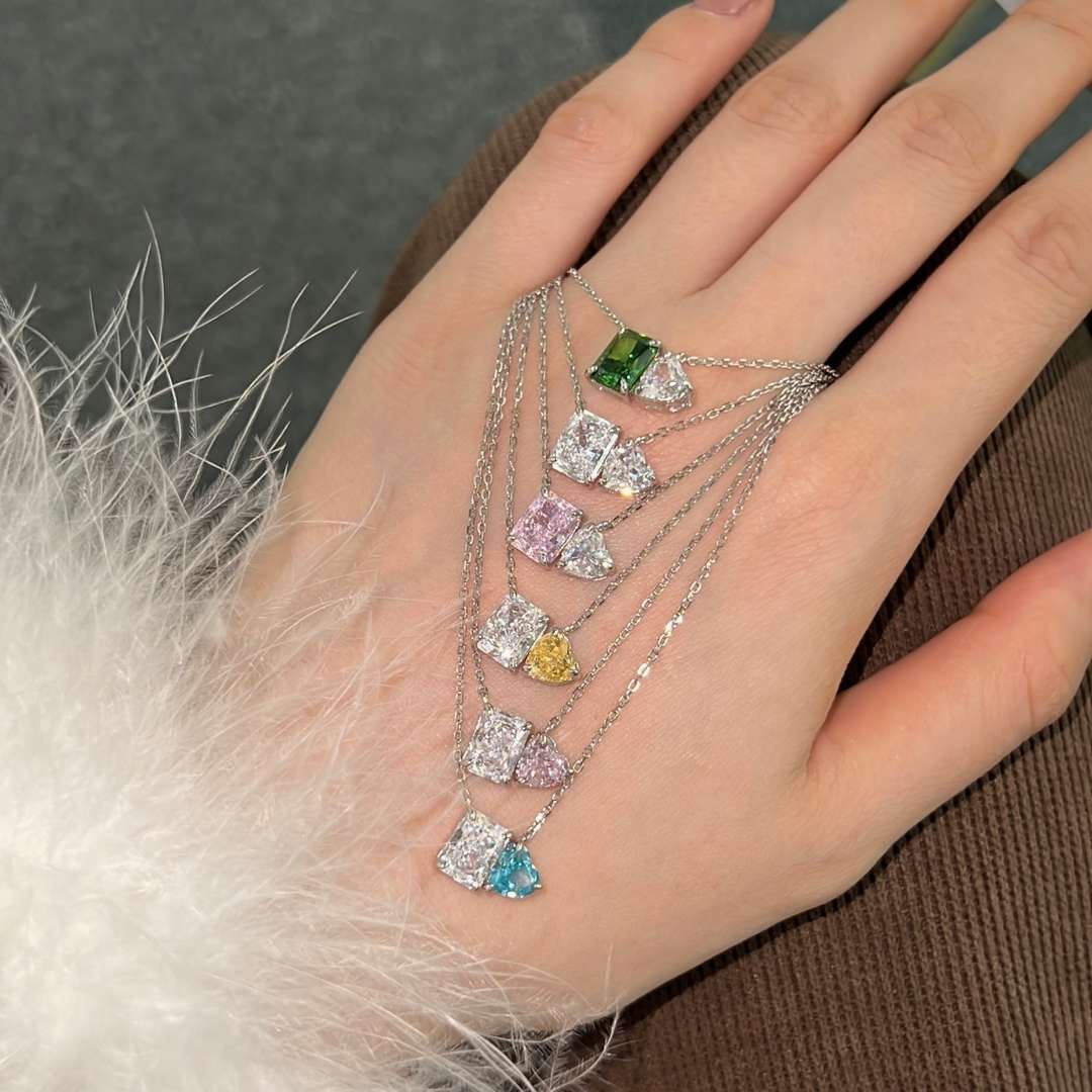 [HOT] Collier éblouissant en forme de carré et de cœur