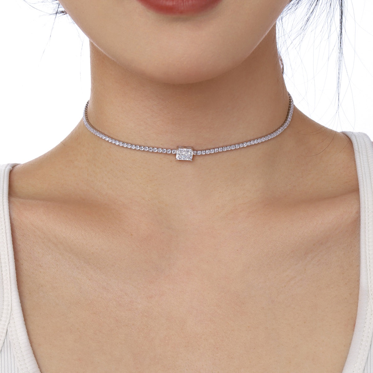 [HOT] Collier orné d'émeraude taille 2,0 carats