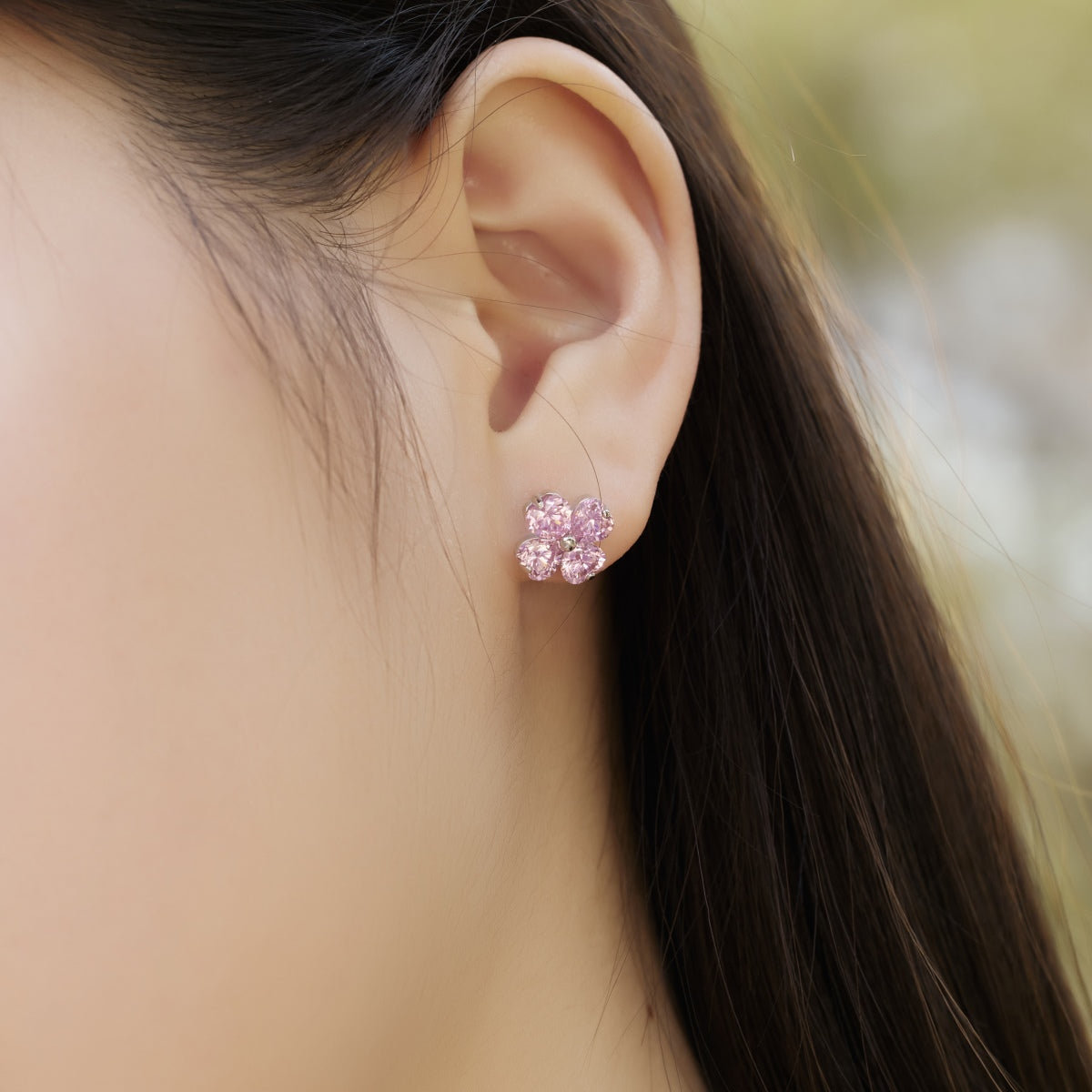 [HOT]Boucles d'oreilles boule trèfle à quatre feuilles