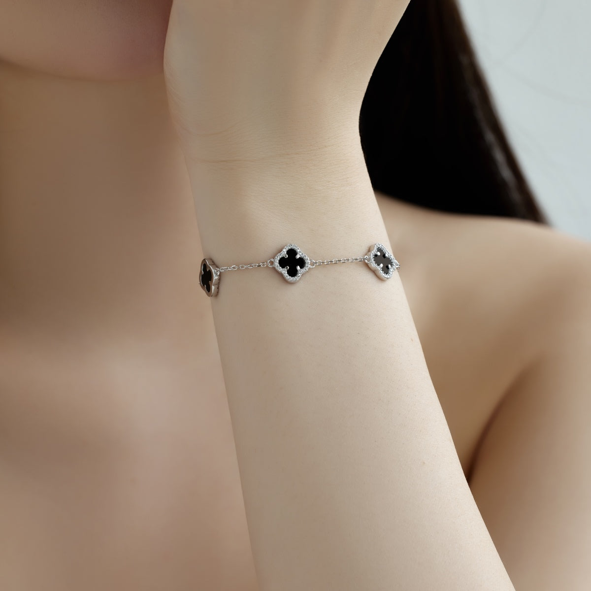 [HOT] Bracelet exquis en trèfle à quatre feuilles