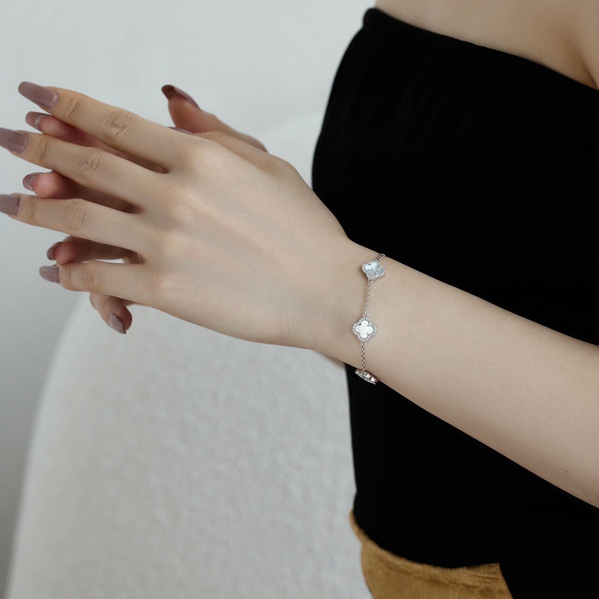 [HOT] Bracelet exquis en trèfle à quatre feuilles