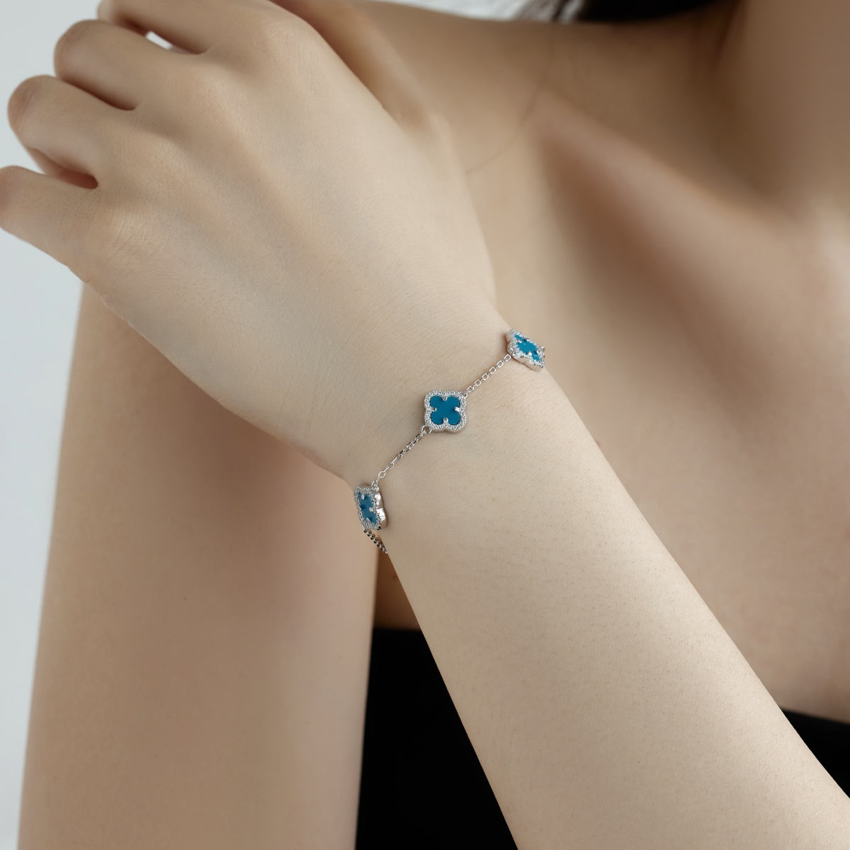 [HOT] Bracelet exquis en trèfle à quatre feuilles