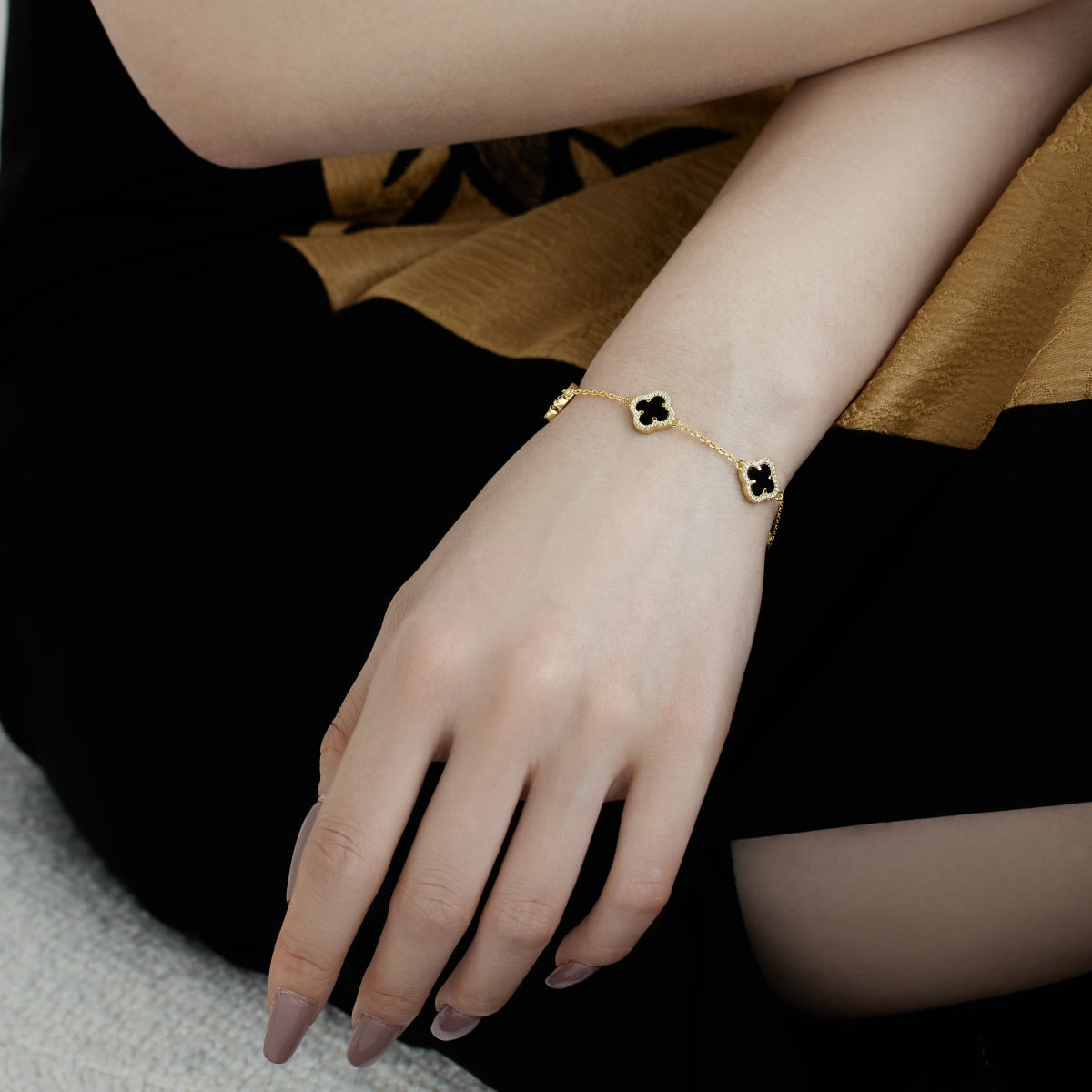 [HOT] Bracelet exquis en trèfle à quatre feuilles