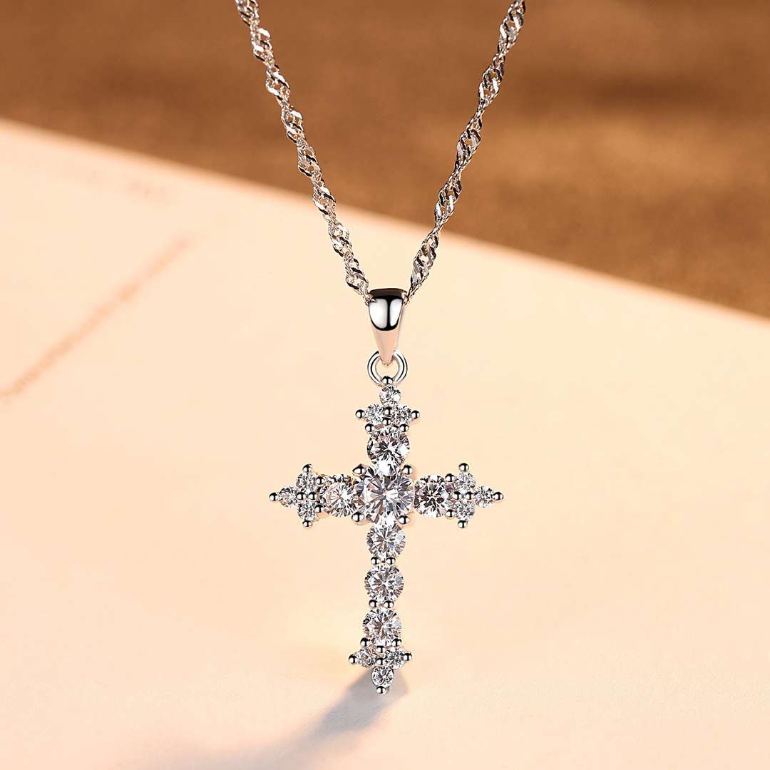 [HOT] Collier délicat en forme de croix
