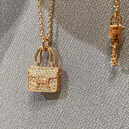 DIANA CONSTANCE PEDANT DIAMOND NECKLACE