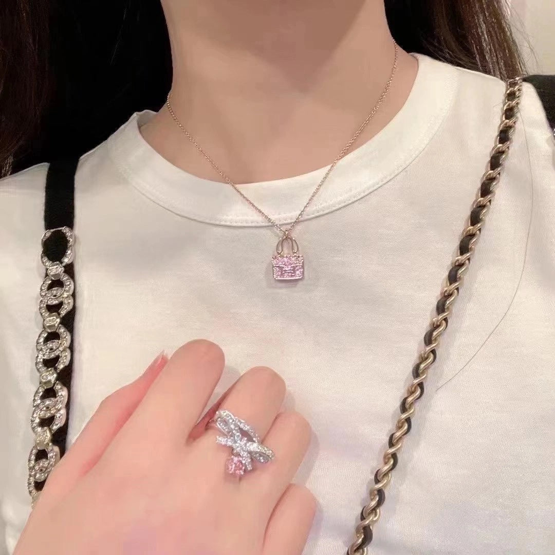 DIANA CONSTANCE PEDANT PURPLE DIAMOND NECKLACE