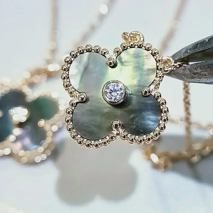 CLOVER 15MM DIAMOND AND MOTHER-OF-GREY NECKLACE