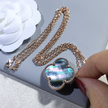 Collier Diana Clover 25 mm en or et nacre foncée avec gros trèfle