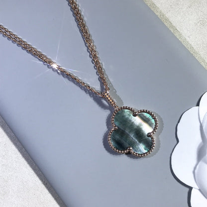 Collier Diana Clover 25 mm en or et nacre foncée avec gros trèfle