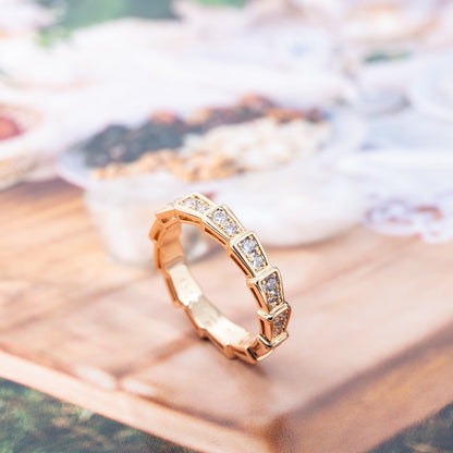 DIANA SERPENTI RING PINK GOLD DIAMOND PAVED 3MM
