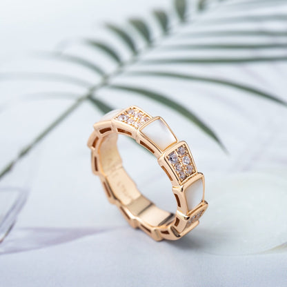 DIANA SERPENTI RING PINK GOLD MOP DIAMOND PAVED 4MM