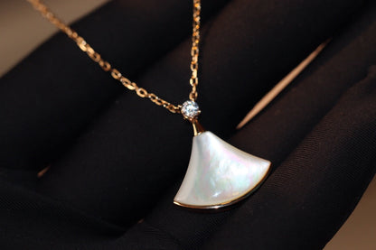 COLLIER DIANA DREAM NACRE BLANCHE OR ROSE 1 DIAMANT