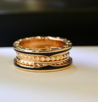 DIANA ZERO 1 GOLD BLACK CERAMIC RING