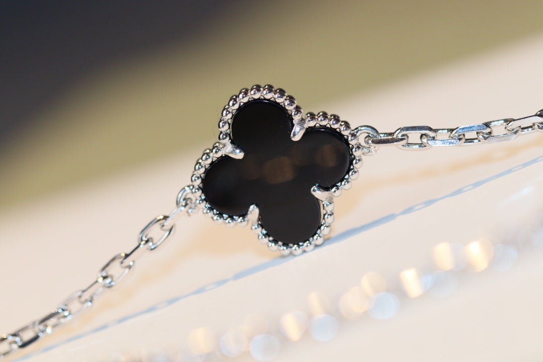 DIANA CLOVER 20 MOTIFS ONYX DIAMOND SILVER