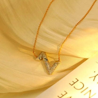 DIANA VOLT SILVER DIAMOND PEDANT NECKLACE