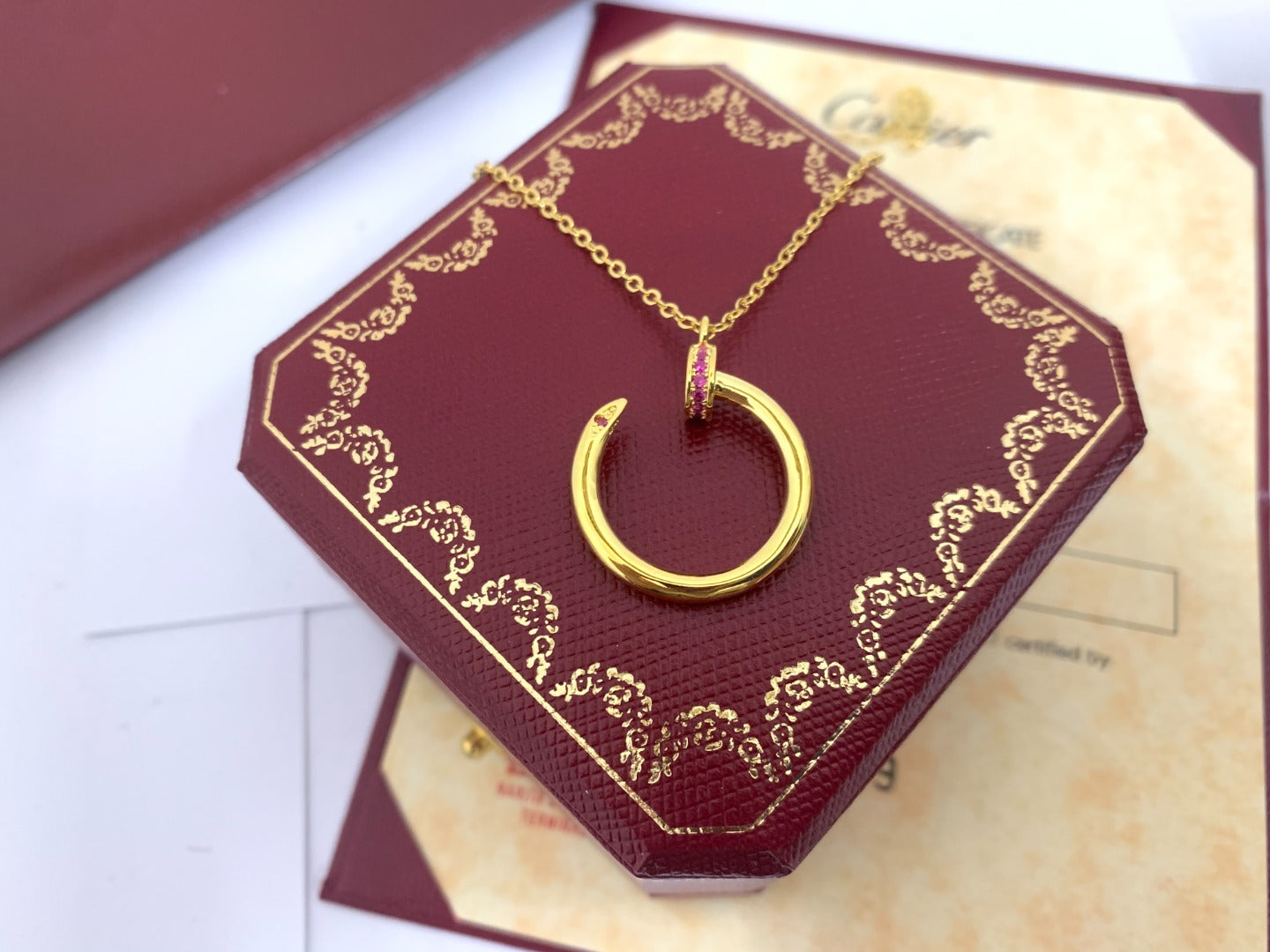 DIANA JUSTE PINK DIAMOND NECKLACE