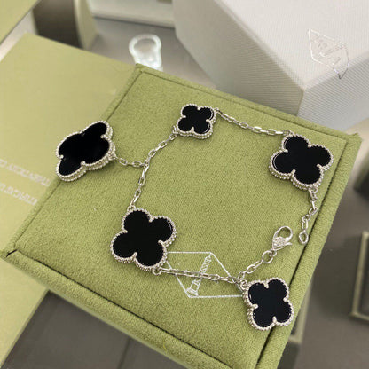 DIANA CLOVER 5 MOTIFS SIVLER ONYX BRACELET