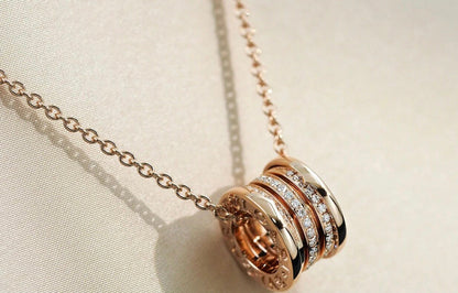 DIANA ZERO 1 PINK GOLD DIAMOND NECKLACE