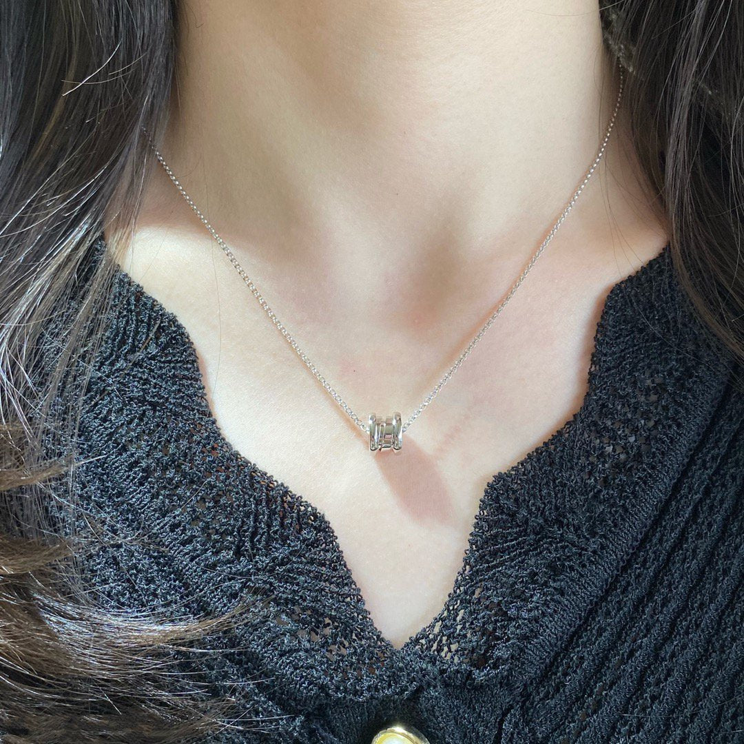 DIANA ZERO 1 MINI NECKLACE