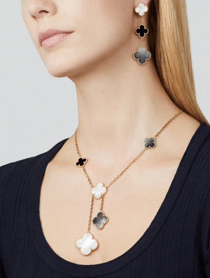 Boucles d'oreilles Diana Clover à 3 motifs en nacre et onyx foncé, or rose