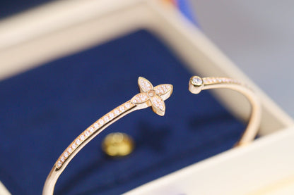 DIANA IDYLLE PINK GOLD OPEN BRACELET DIAMOND PAVED