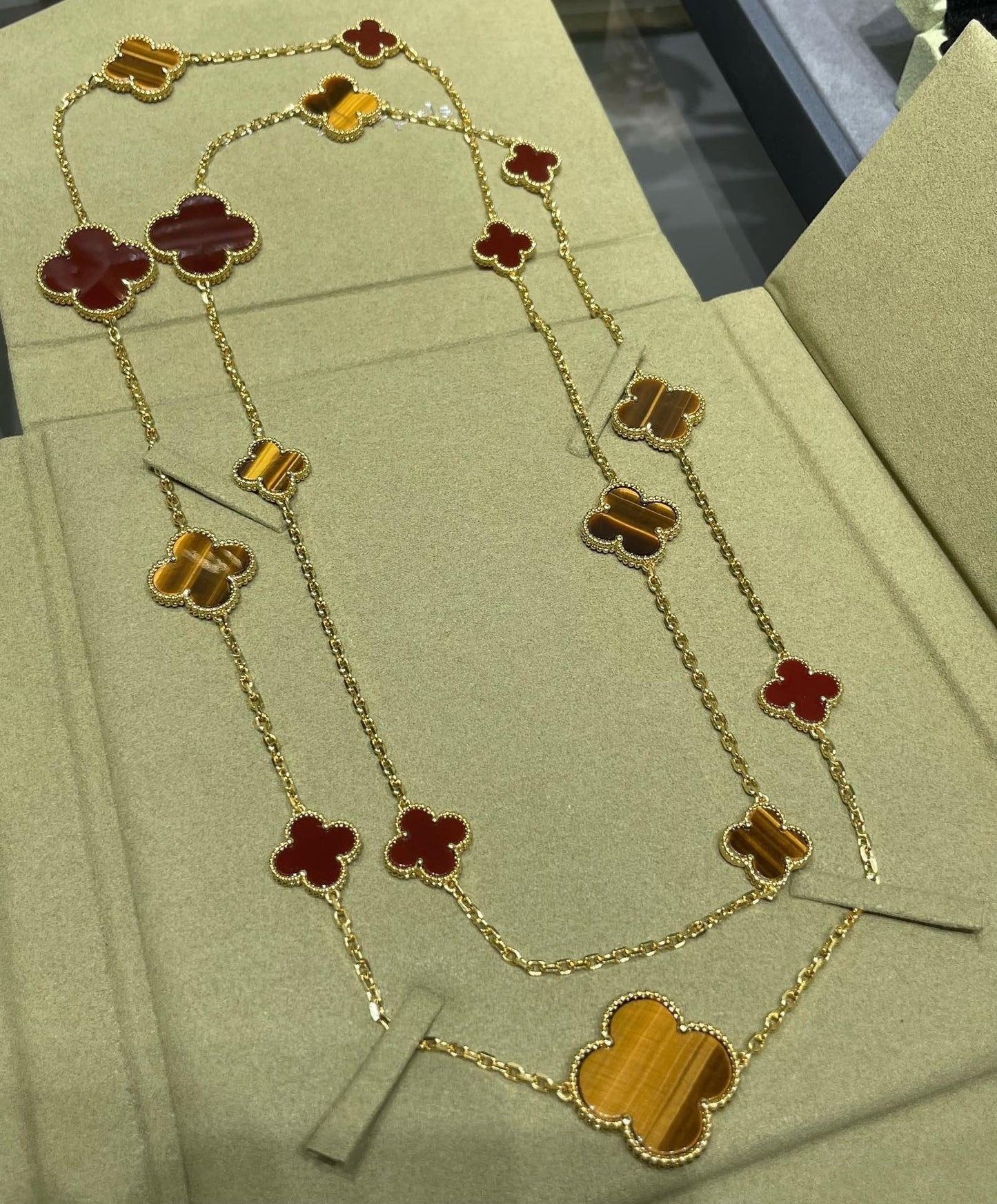 DIANA CLOVER 16 MOTIF CARNELIAN TIGER EYE ROSE GOLD NECKLACE