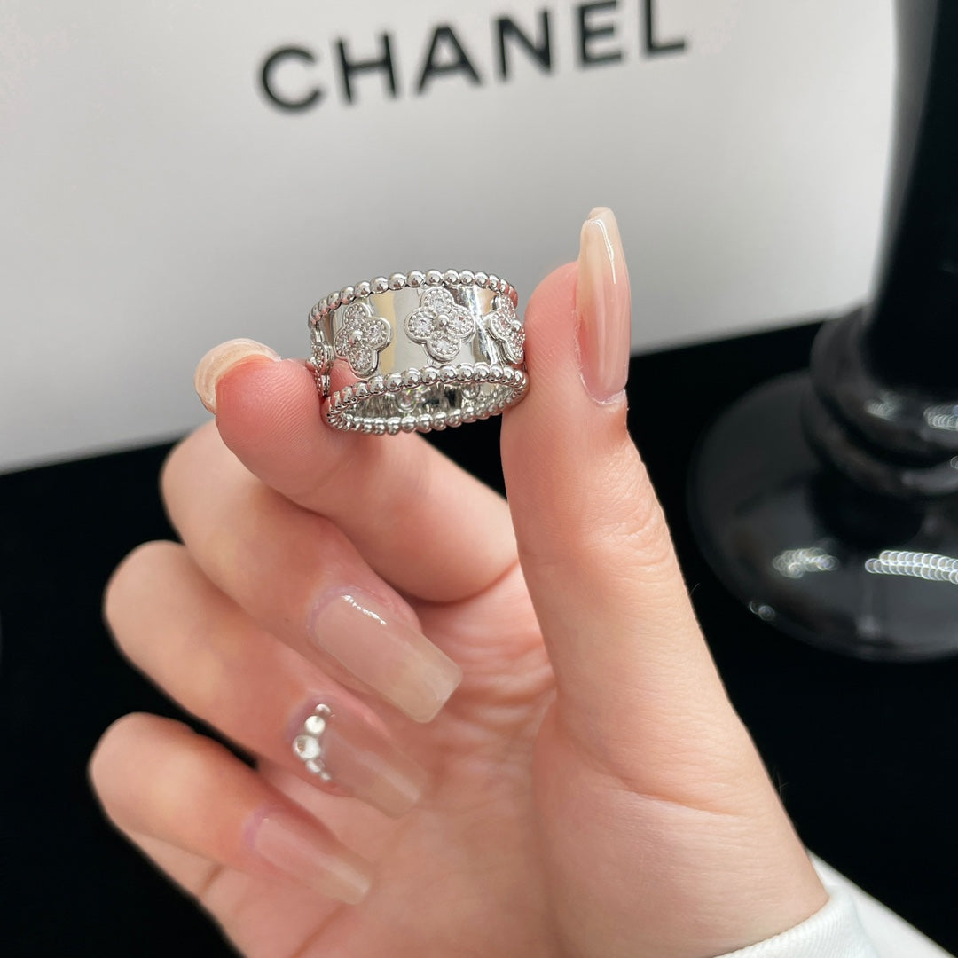 GRANDE BAGUE DIANA PERLEE DIAMANT 