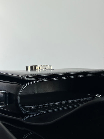 TEEN TRIOMPHE 18 BLACK CALFSKIN SILVER HARDWARE