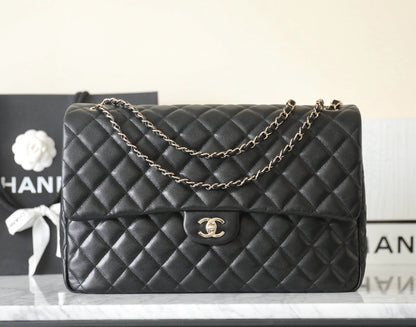 FLAP BAG MAXI 40CM BLACK CAVIAR SILVER HARDWARE