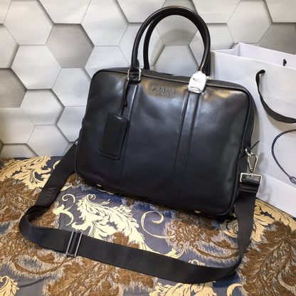 BRIEFCASE 38 IN BLACK SMOOTH LAMBSKIN