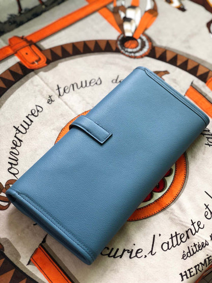 HM Jige 29 Glaucous Blue Epsom 229075
