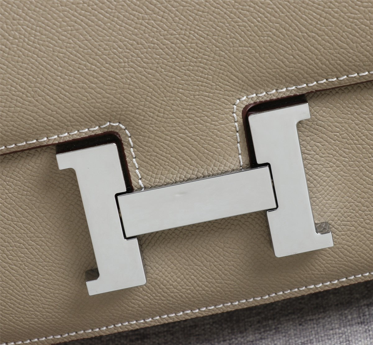 HM CONSTANCE BAGS 22 KHAKI EPSOM SILVER HARDWARE
