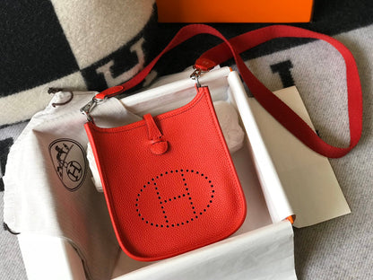 Mini Evelyne 18cm Red Togo Silver Hardware