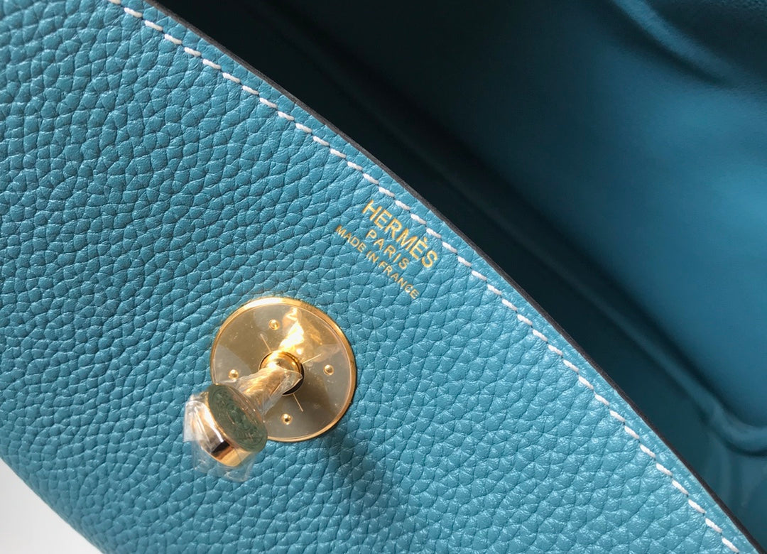 HM LINDY 30 BAG SAPPHIRE TAURILLON CLEMENCE LEATHER