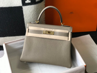 HM KELLY 25CM TAUPE TOGO GOLD HARDWARE
