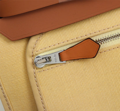 HM HERBAG ZIP 31 FLAX AND CIDER CANVAS