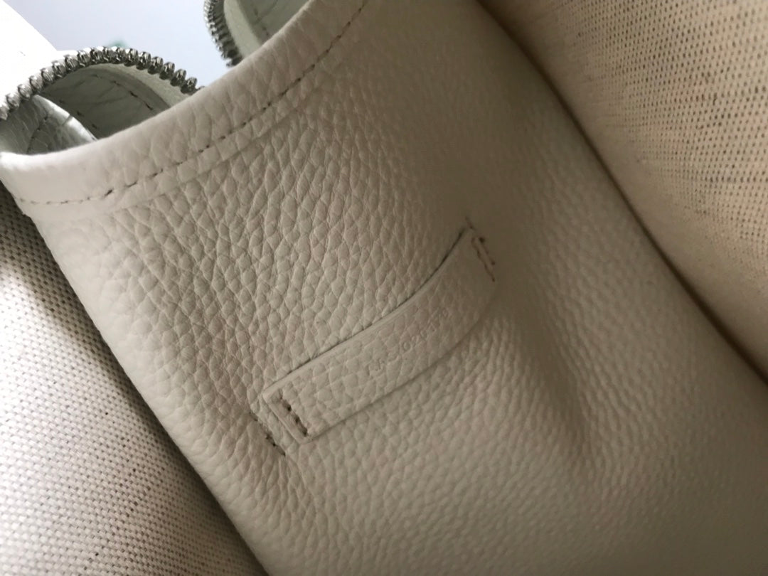 HARDY PM BAG 40 IN WHITE GOYARDINE CANVAS AND TAURILLON LEATHER TRIM