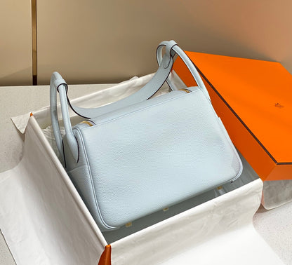 HM LINDY 30 BAG PASTEL BLUE TAURILLON CLEMENCE LEATHER