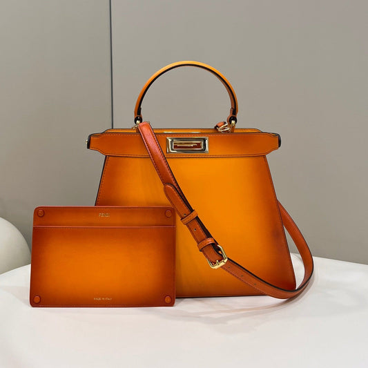 PEEKABOO ISEEU 33 IN ORANGE OMBRE SMOOTH CALFSKIN GOLD HARDWARE