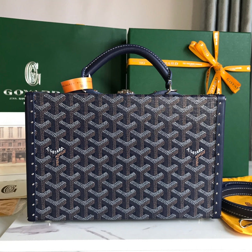 GRAND H?TEL TRUNK BAG 24 IN NAVY BLUE GOYARDINE CANVAS AND CALFSKIN