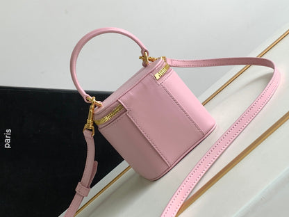 MINI VANITY CASE TRIOMPHE PINK CALFSKIN