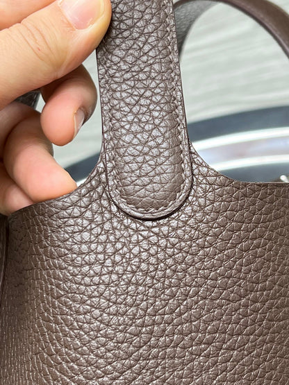 HM PICOTIN LOCK 18 CHOCOLATE TOGO LEATHER