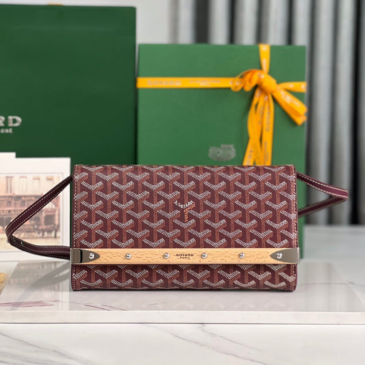 MONTE-CARLO PM CLUTCH 25 IN WINE RED GOYARDINE CANVAS