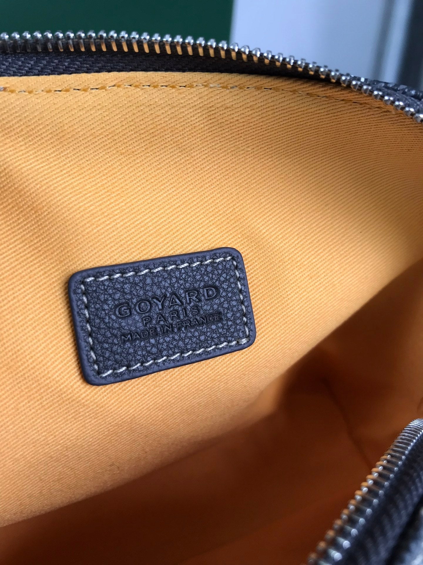 VEND?ME COSMETIC POUCH 17 IN GREY BLACK GOYARDINE CANVAS AND CALFSKIN TRIM