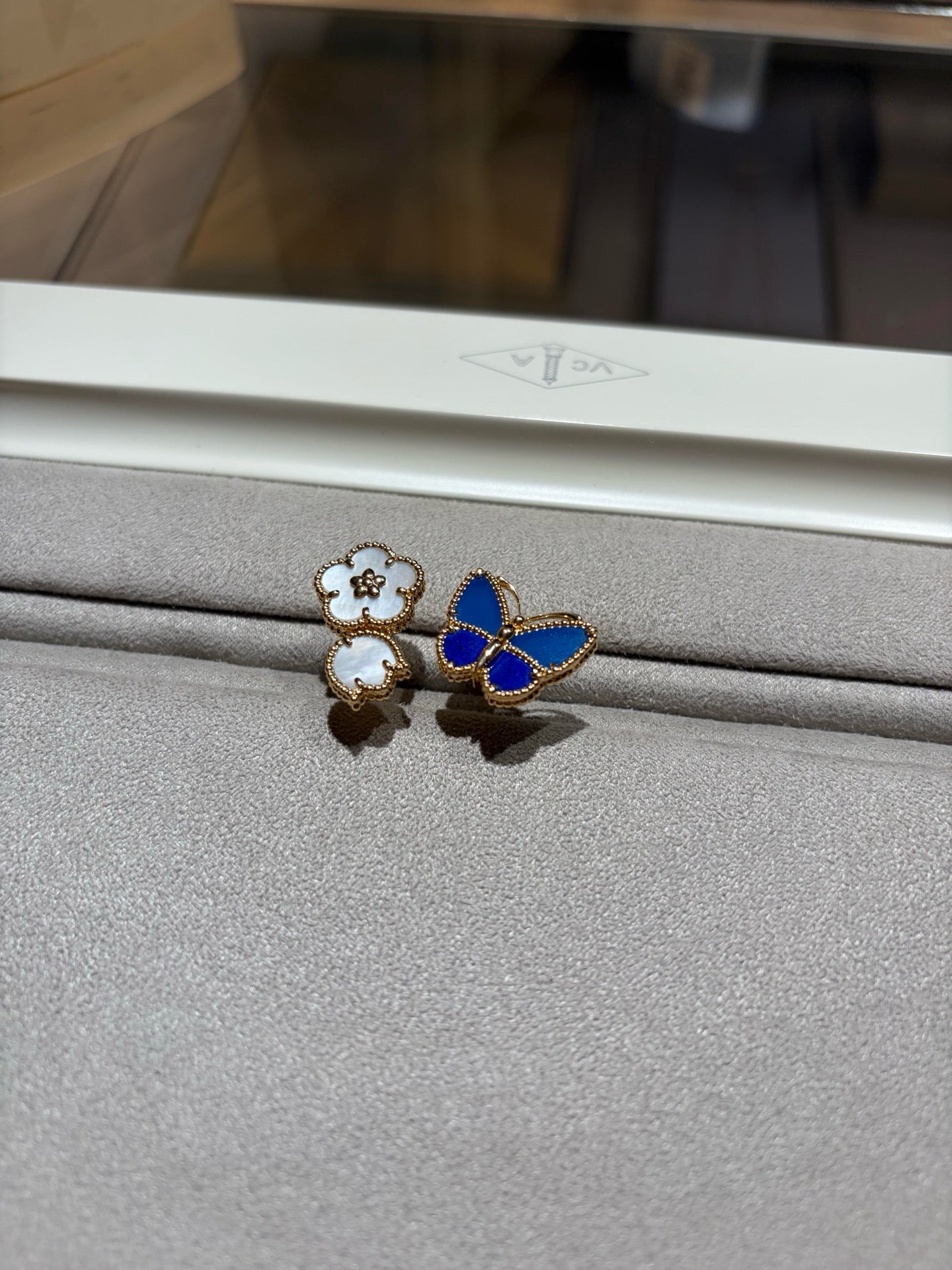LUCKY SPRING BUTTERFLY OPEN-FACE RINGS