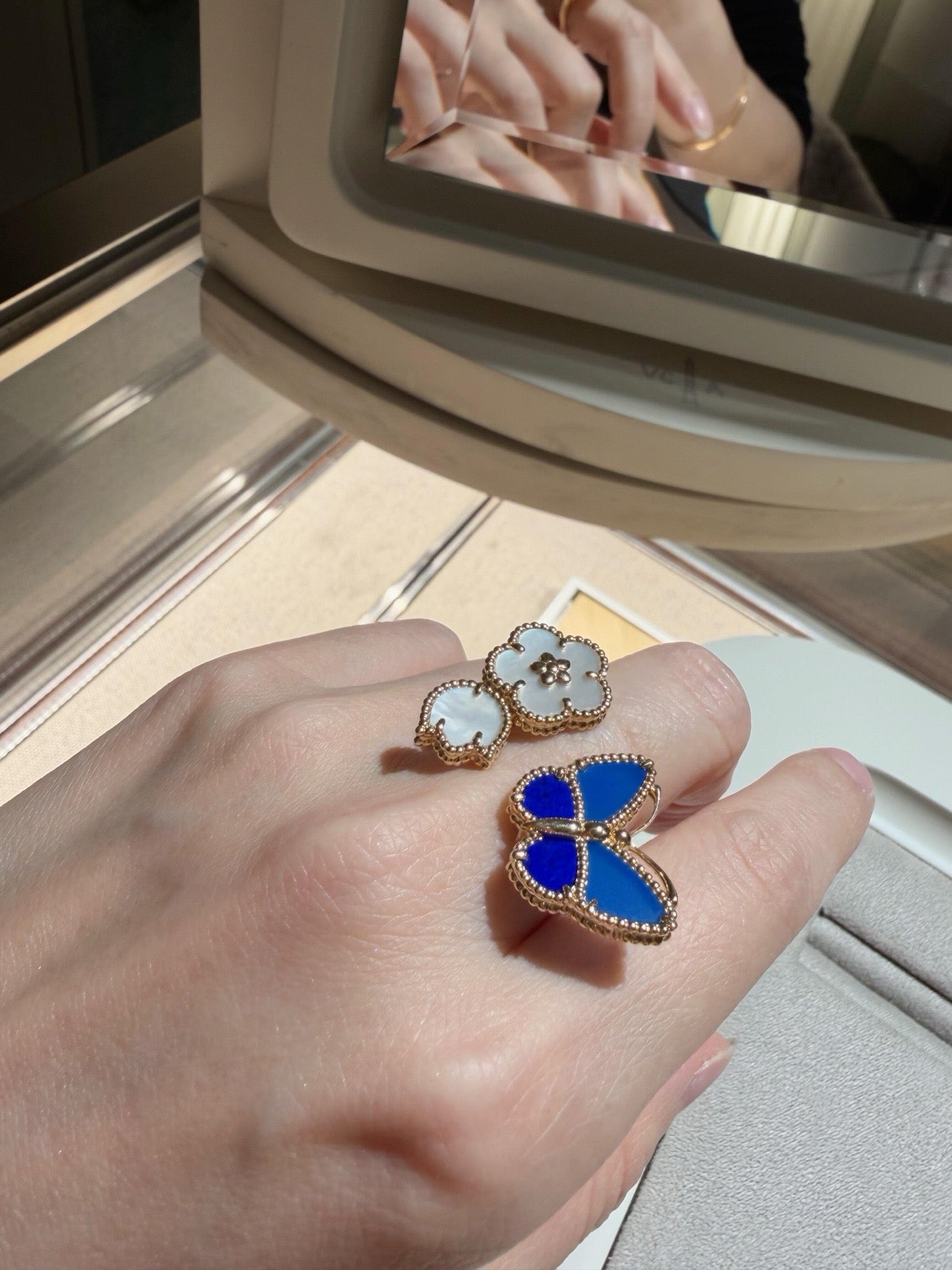 LUCKY SPRING BUTTERFLY OPEN-FACE RINGS
