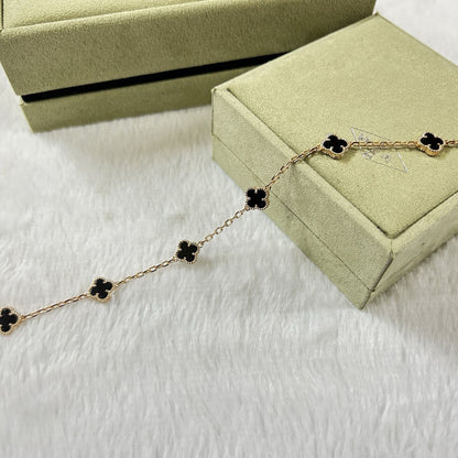 CLOVER 6 MOTIF  ONYXS BRACELET