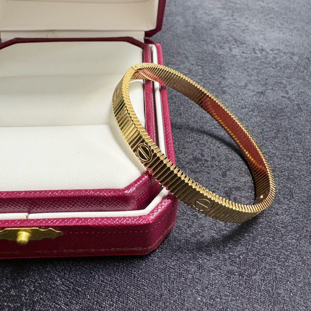 LOVE UNLIMITED BRACELET